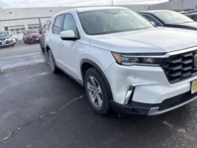 Thumbnail: 2023 Honda Pilot - 10