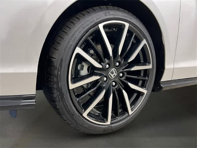 Thumbnail: 2025 Honda Accord - 11