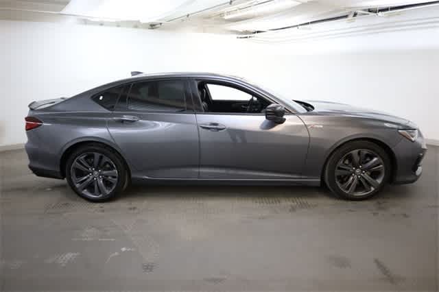 Thumbnail: 2022 Acura TLX - 9