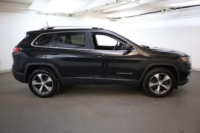 Thumbnail: 2019 Jeep Cherokee - 9