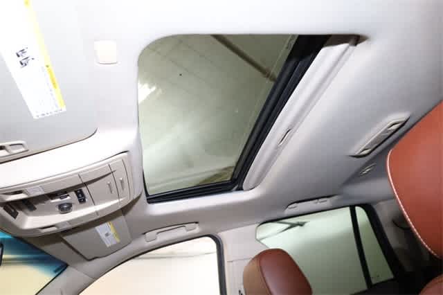 Thumbnail: 2019 Chevrolet Tahoe - 29