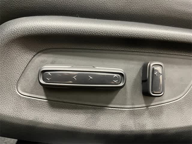 Thumbnail: 2026 Honda HR-V - 13