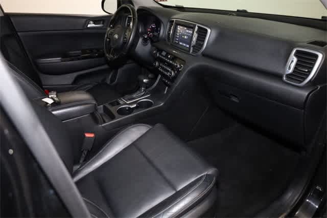 Thumbnail: 2018 Kia Sportage - 19