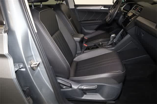 Thumbnail: 2022 Volkswagen Tiguan - 20