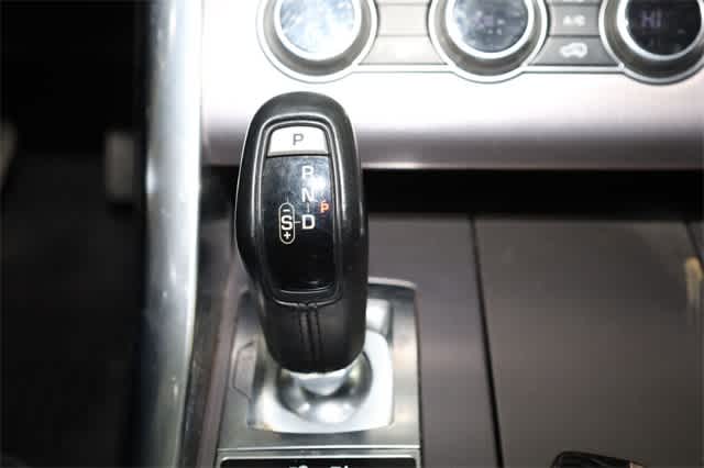 Thumbnail: 2015 Land Rover Range Rover Sport - 30