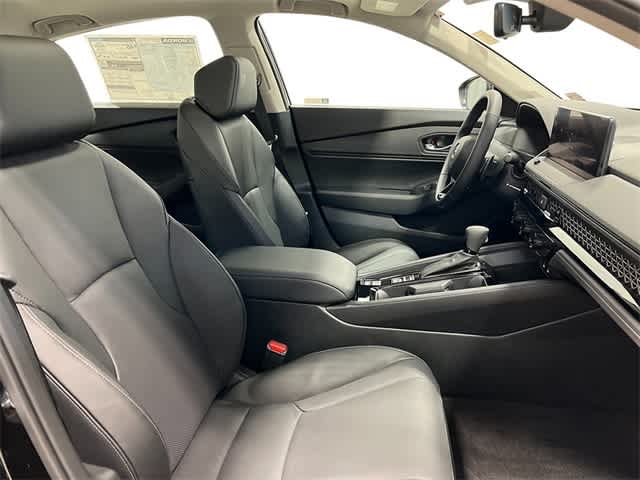 2025 Honda Accord EX-L 32