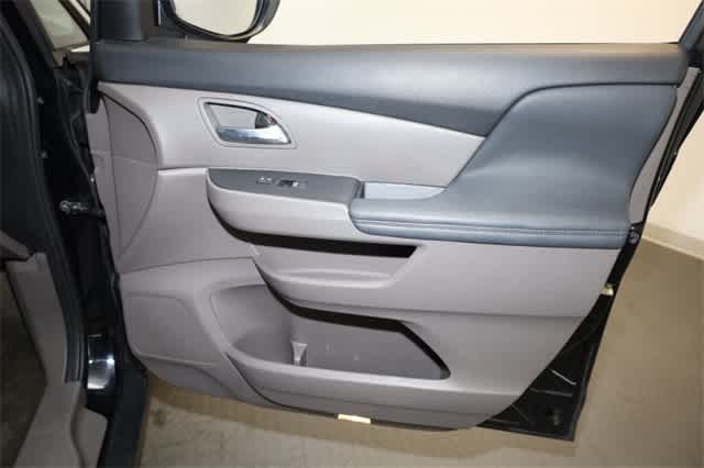 Thumbnail: 2016 Honda Odyssey - 23