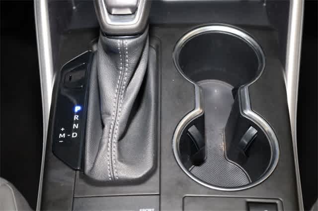 Thumbnail: 2023 Toyota Highlander - 33