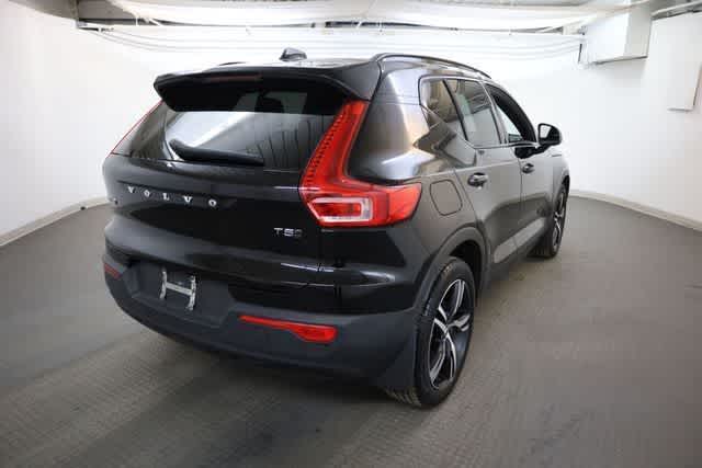 Thumbnail: 2021 Volvo XC40 - 7