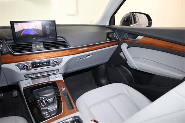 Thumbnail: 2022 Audi Q5 - 18