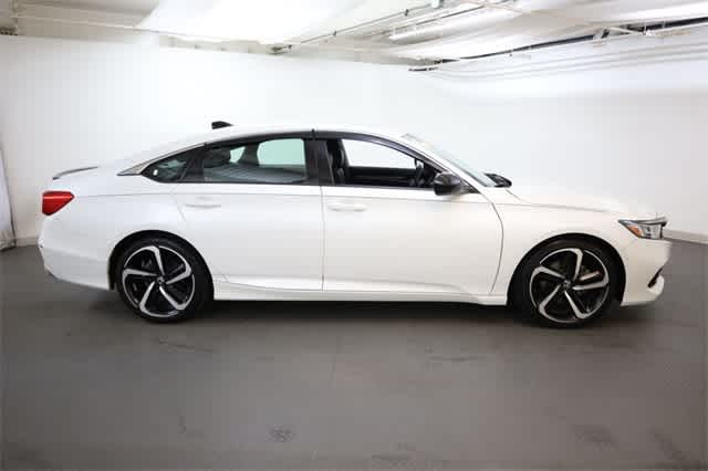 Thumbnail: 2022 Honda Accord - 9