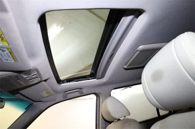 Thumbnail: 2015 Honda Pilot - 26