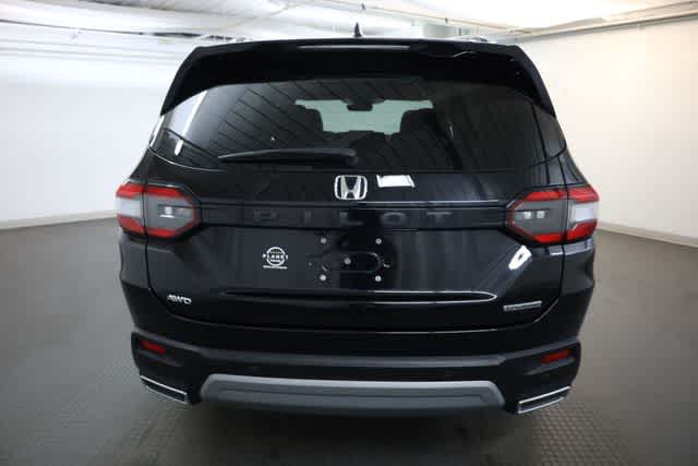 Thumbnail: 2023 Honda Pilot - 6