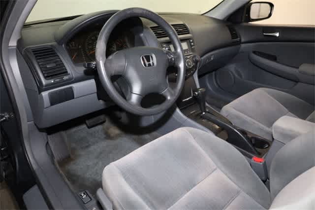 Thumbnail: 2005 Honda Accord - 14