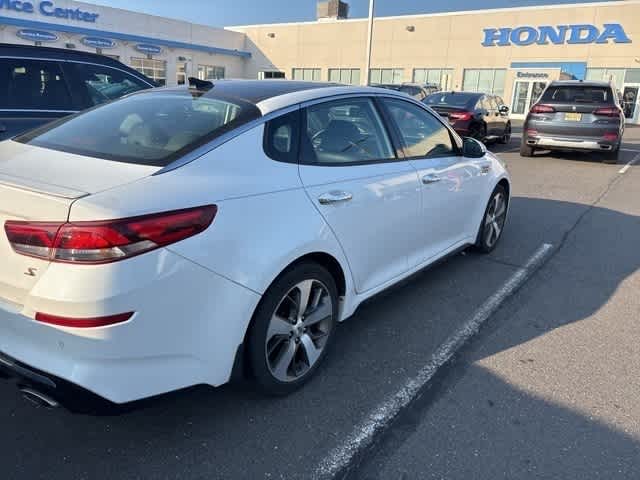 Thumbnail: 2020 Kia Optima - 11