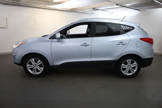 Thumbnail: 2011 Hyundai Tucson - 3