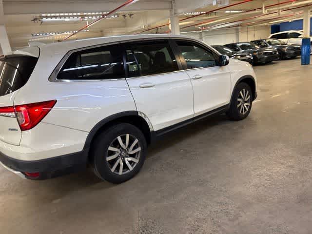 Thumbnail: 2019 Honda Pilot - 14