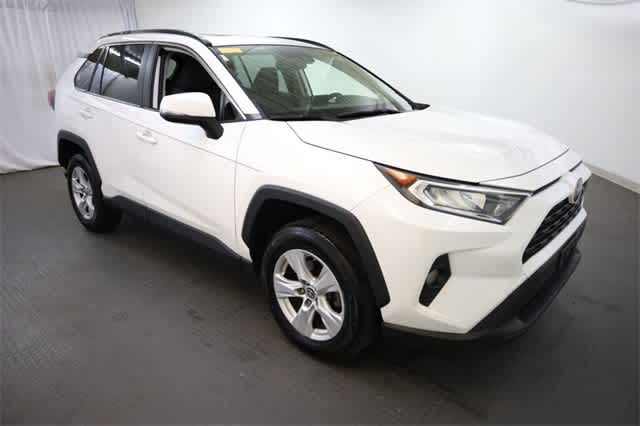 Thumbnail: 2019 Toyota RAV4 - 10