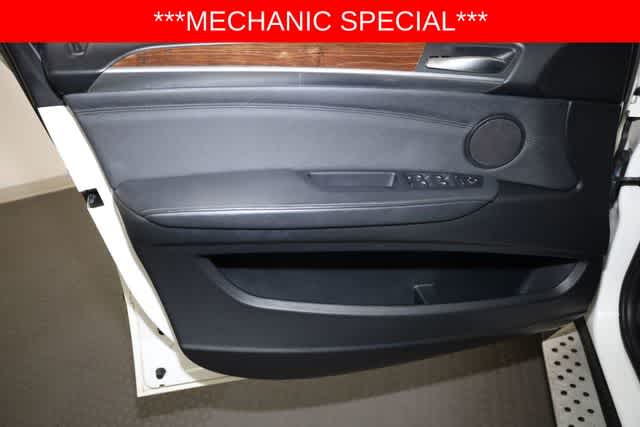 Thumbnail: 2013 BMW X5 - 13