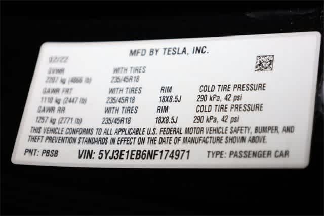 Thumbnail: 2022 Tesla Model 3 - 34