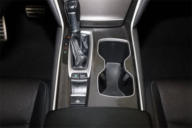 Thumbnail: 2018 Honda Accord - 32