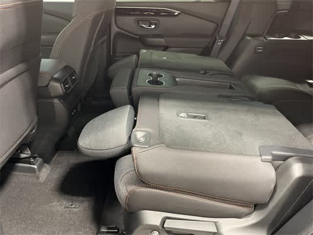 Thumbnail: 2025 Honda Pilot - 26