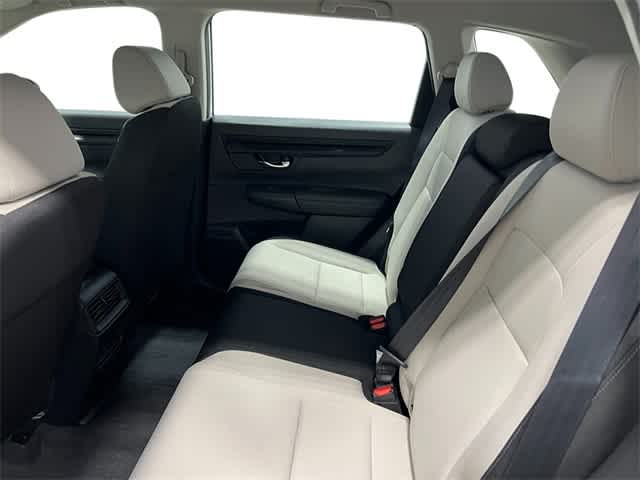 2025 Honda CR-V LX 24