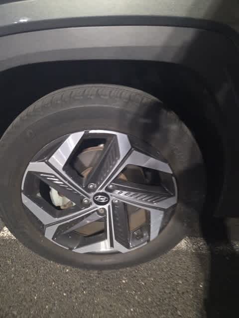 Thumbnail: 2022 Hyundai Tucson - 21