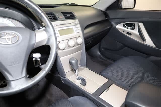 Thumbnail: 2011 Toyota Camry - 23