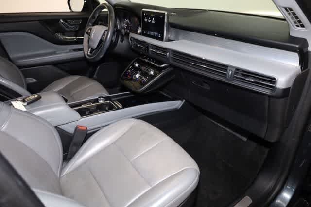 Thumbnail: 2020 Lincoln Corsair - 19