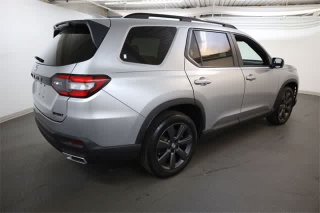 Thumbnail: 2023 Honda Pilot - 9