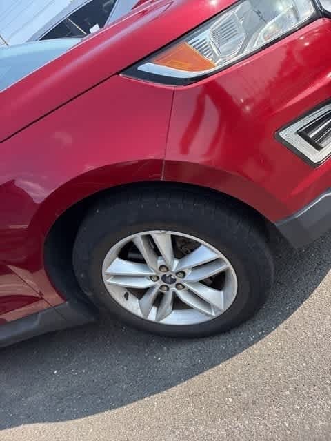 Thumbnail: 2015 Ford Edge - 8