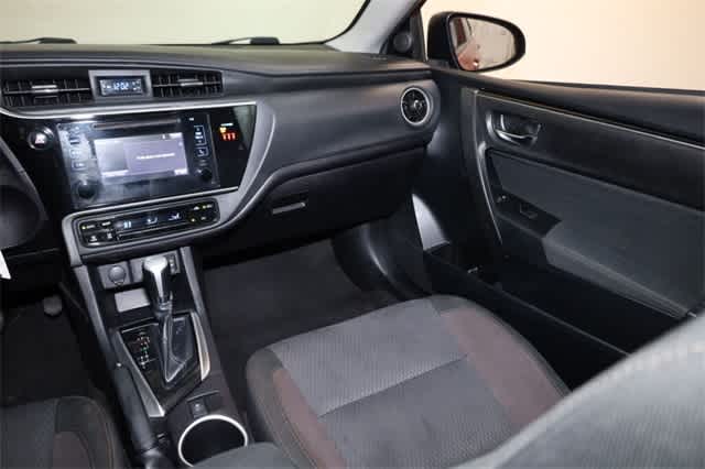 Thumbnail: 2019 Toyota Corolla - 18