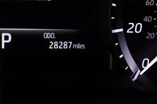 Thumbnail: 2023 Toyota Highlander - 26