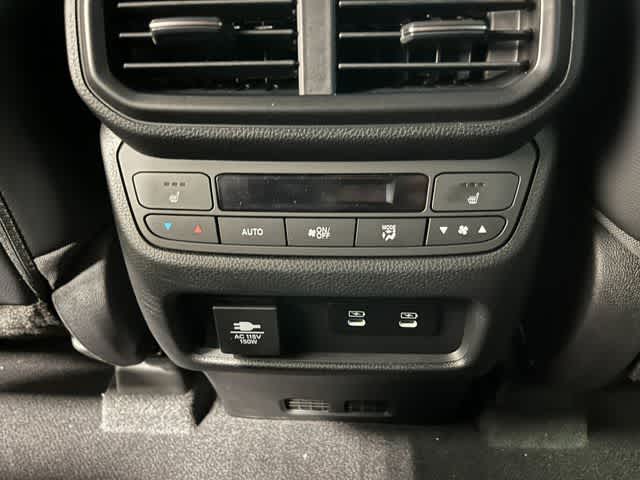 Thumbnail: 2026 Honda Pilot - 25