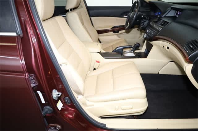 Thumbnail: 2012 Honda Crosstour - 20