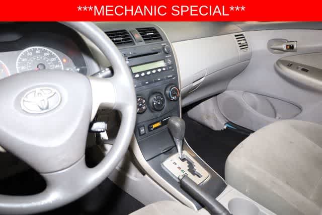 Thumbnail: 2010 Toyota Corolla - 16