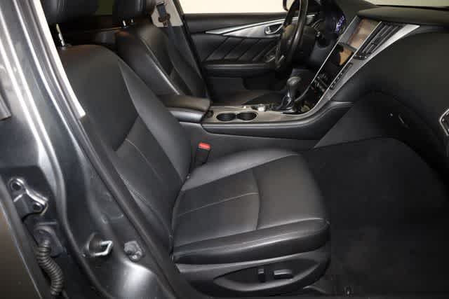 Thumbnail: 2016 INFINITI Q50 - 34