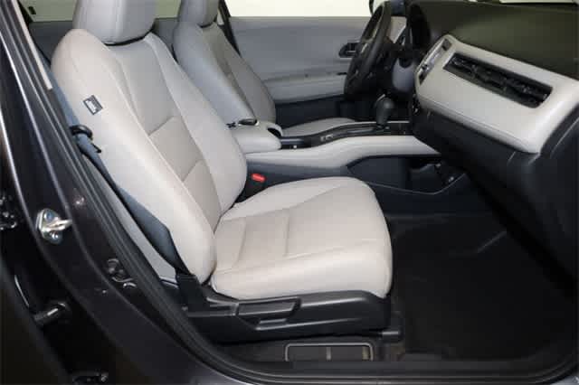 2020 Honda HR-V Touring 20