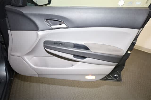 Thumbnail: 2010 Honda Accord - 22