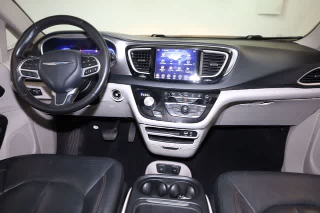 Thumbnail: 2020 Chrysler Pacifica - 23