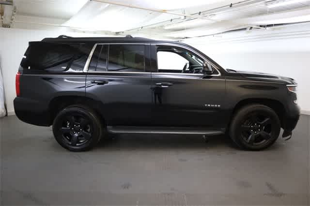 Thumbnail: 2017 Chevrolet Tahoe - 9