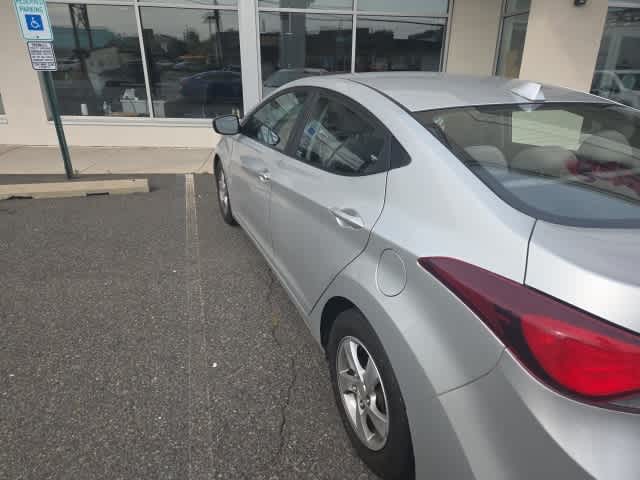 Thumbnail: 2016 Hyundai Elantra - 8