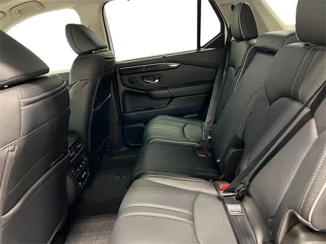 2025 Honda Pilot Elite 32