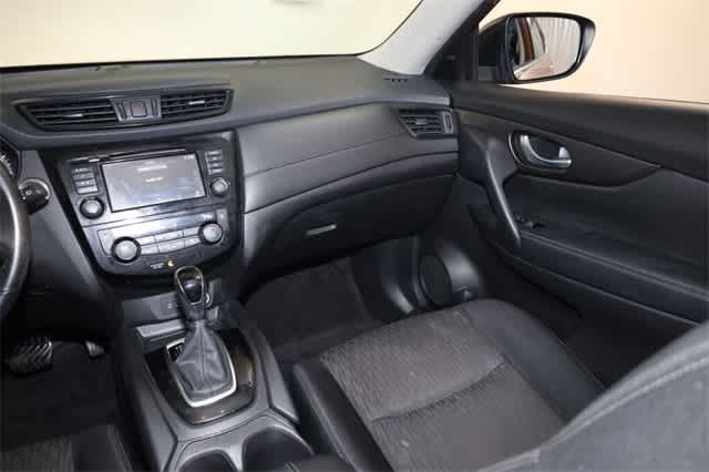 Thumbnail: 2019 Nissan Rogue - 18