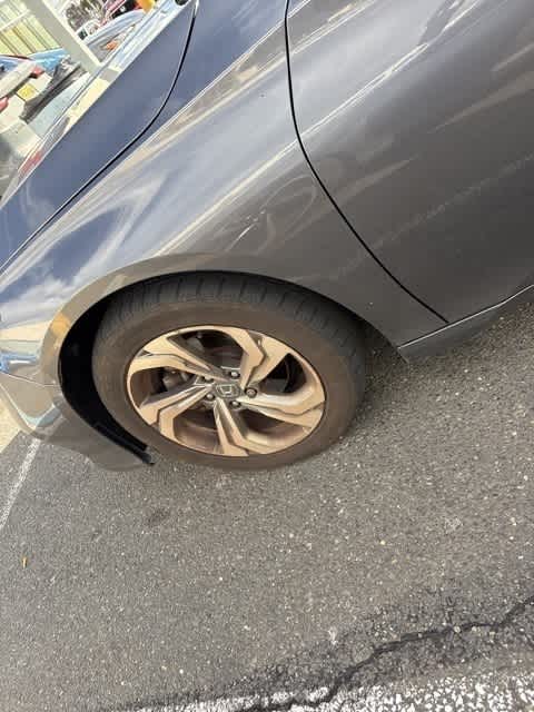 Thumbnail: 2018 Honda Accord - 18