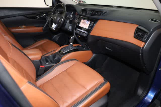Thumbnail: 2018 Nissan Rogue - 35