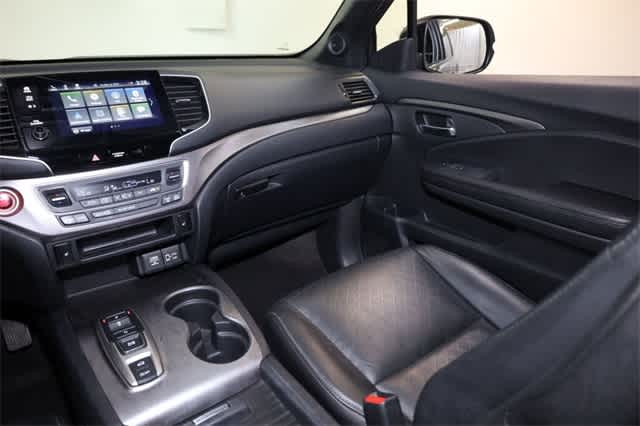 Thumbnail: 2019 Honda Passport - 18