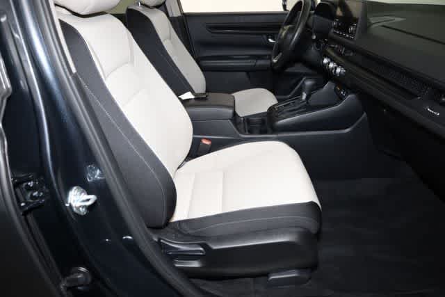 Thumbnail: 2023 Honda CR-V - 20