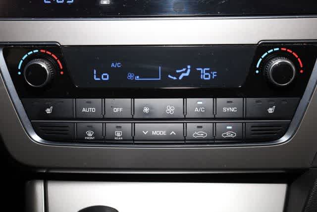 Thumbnail: 2015 Hyundai Sonata - 26